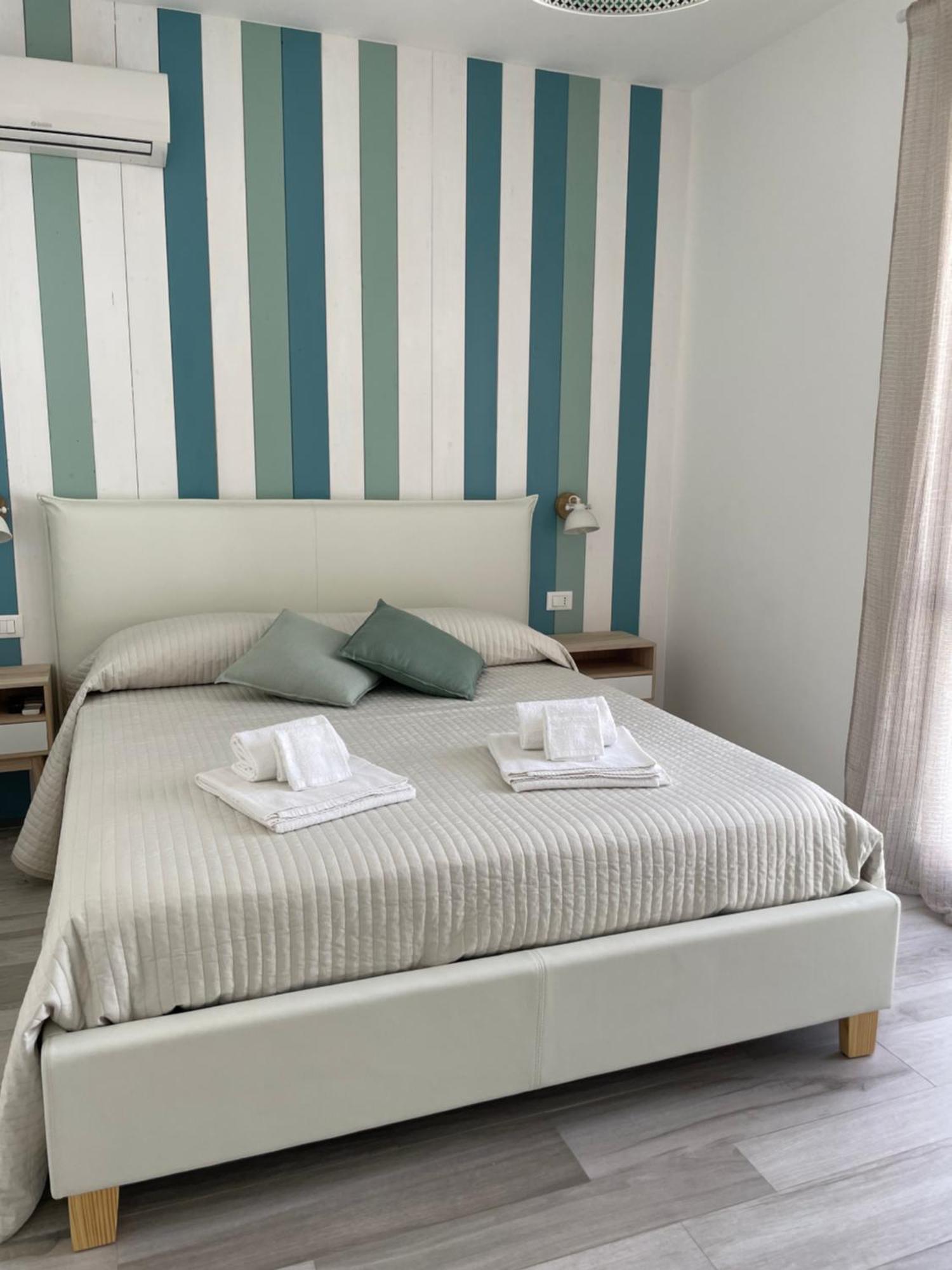 Cala Azzurra Macari Bed And Breakfast And Holidays House Экстерьер фото